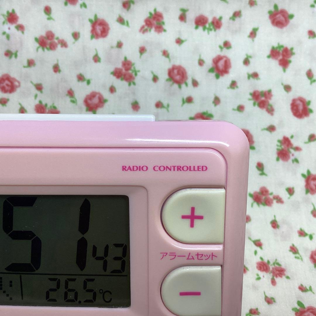 【良品】ハローキティ　デジタル目覚まし時計　希少　生産終了品　リズム時計
