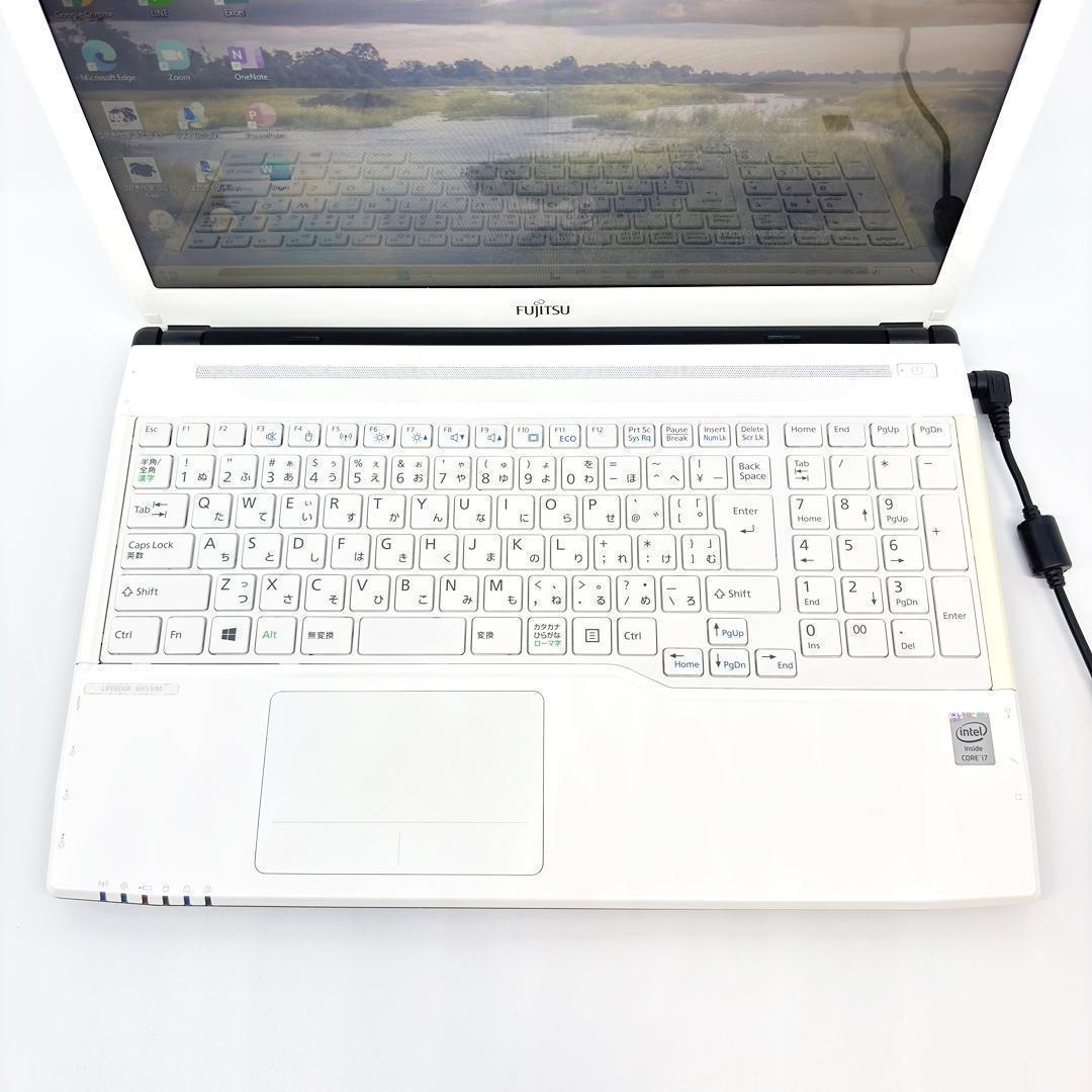 富士通 ノートパソコン Corei7 SSD オフィス付き Win11 A34