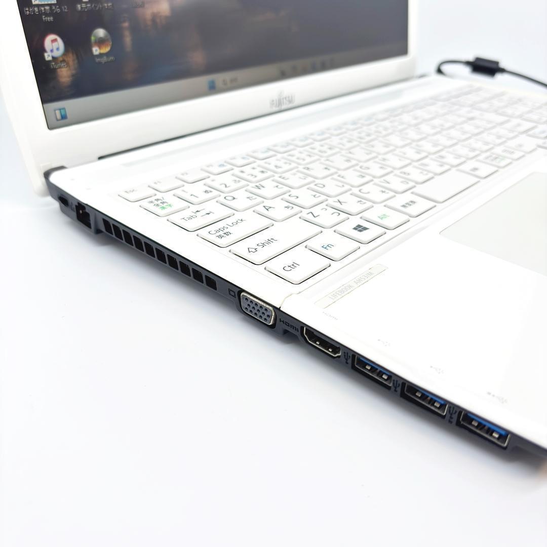 富士通 ノートパソコン Corei7 SSD オフィス付き Win11 A34