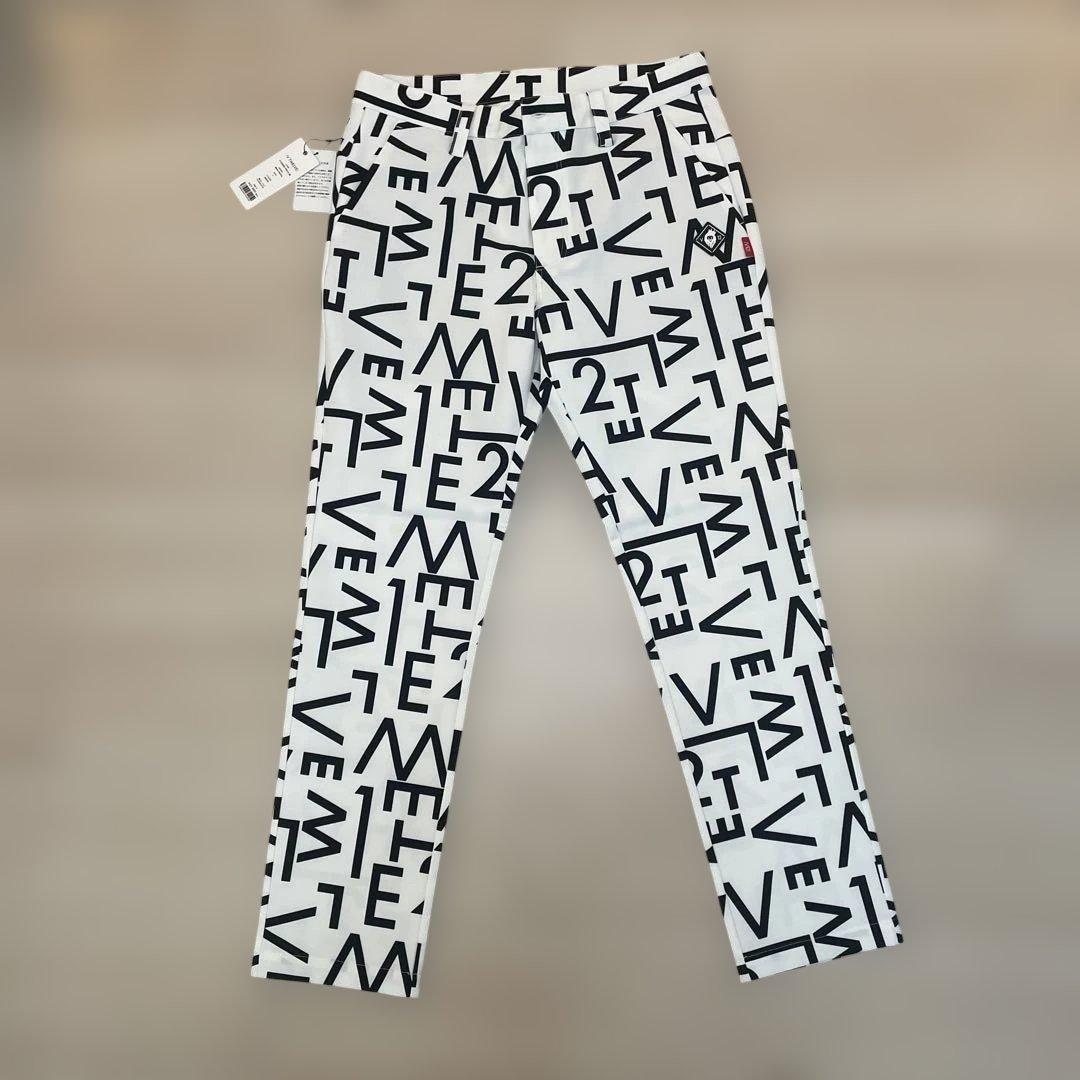 ゴルフウェア　ホワイト ブラック 文字プリント パンツ