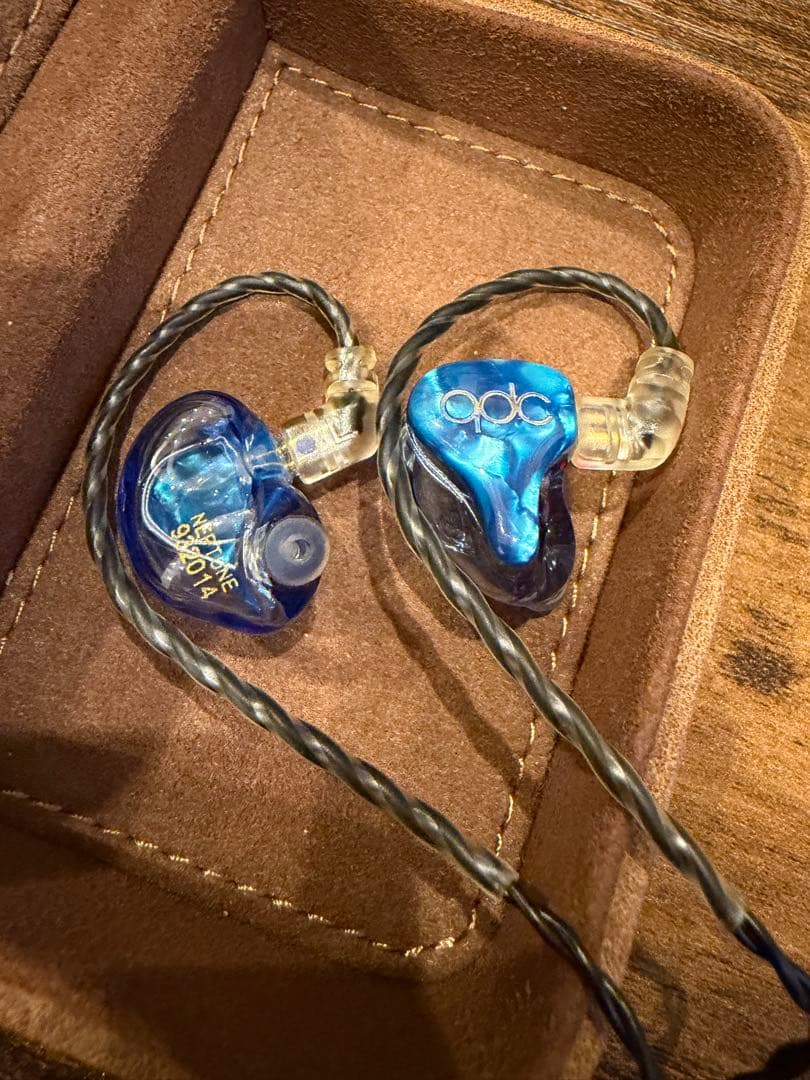 イヤホン qdc Neptune