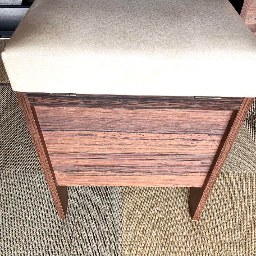 ◆昭和レトロ 収納付きスツール 小型椅子 木材 革張り ペイズリー柄 ゴールド③