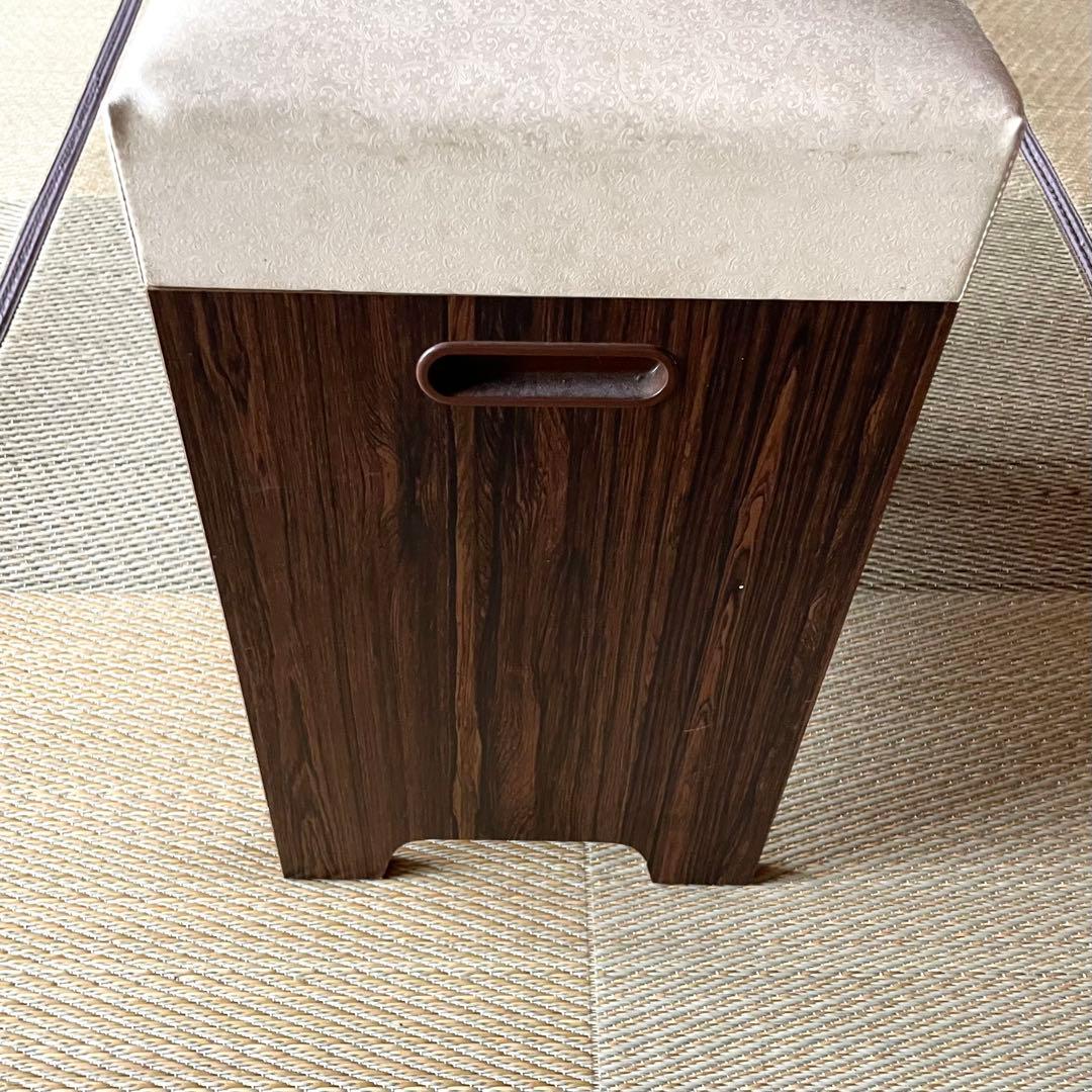 ◆昭和レトロ 収納付きスツール 小型椅子 木材 革張り ペイズリー柄 ゴールド③