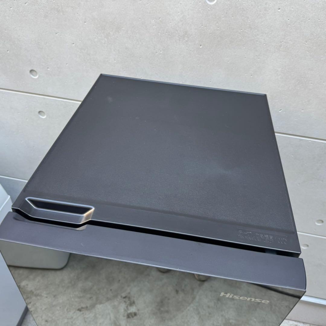 143⭐️2024年製美品★ハイセンス　冷蔵庫　ミラー　ブラック　鏡　一人暮らし