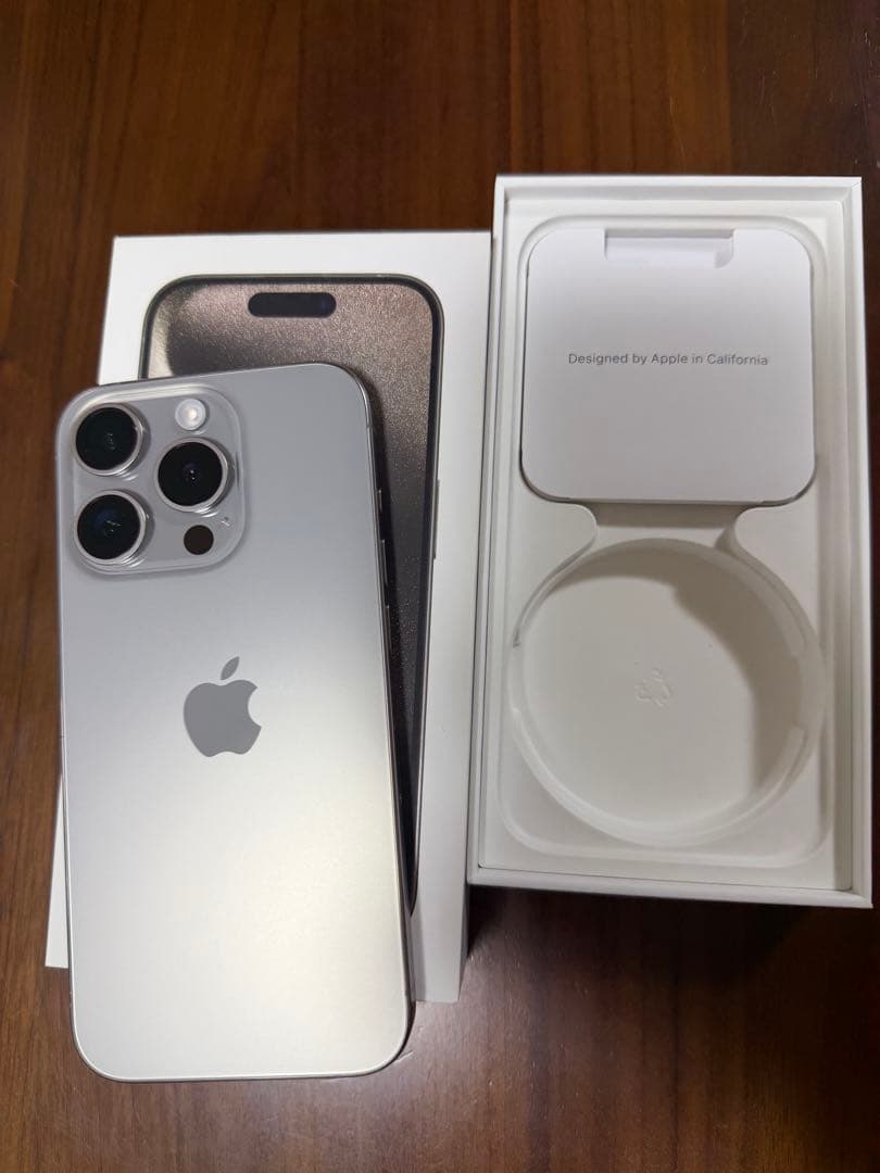 iPhone15 pro 512GB ナチュラルチタニウム