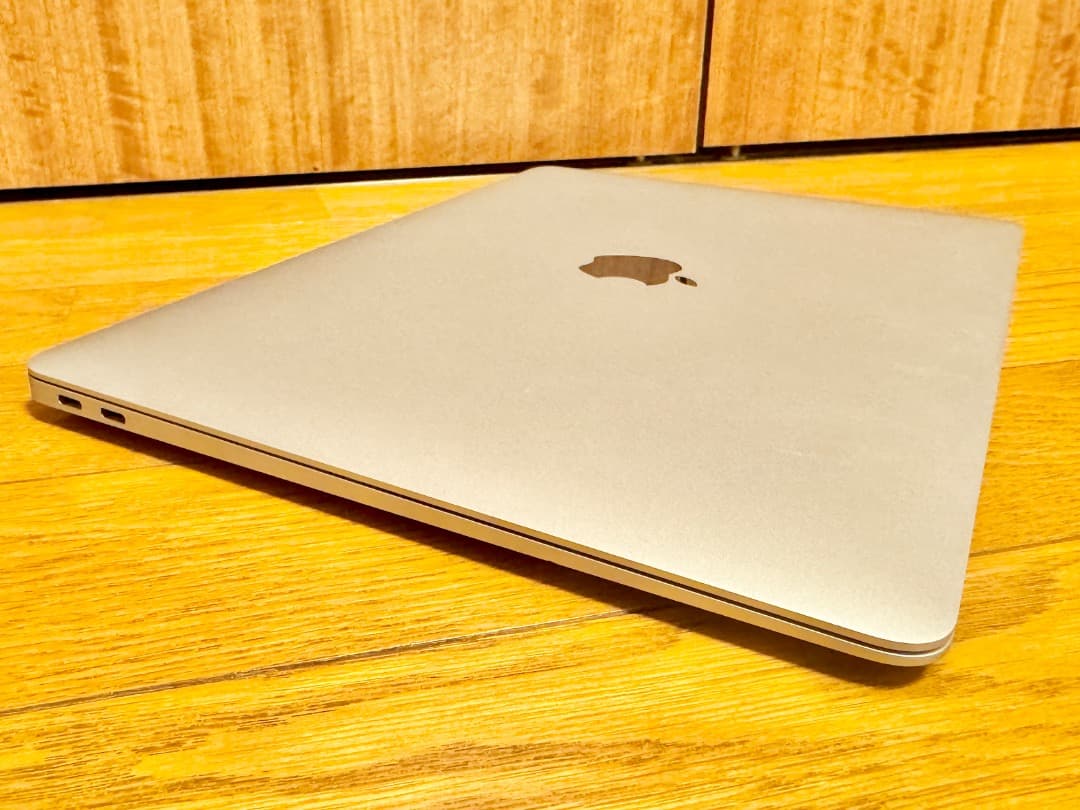 Apple MacBook Air 2018 Retina 13インチ