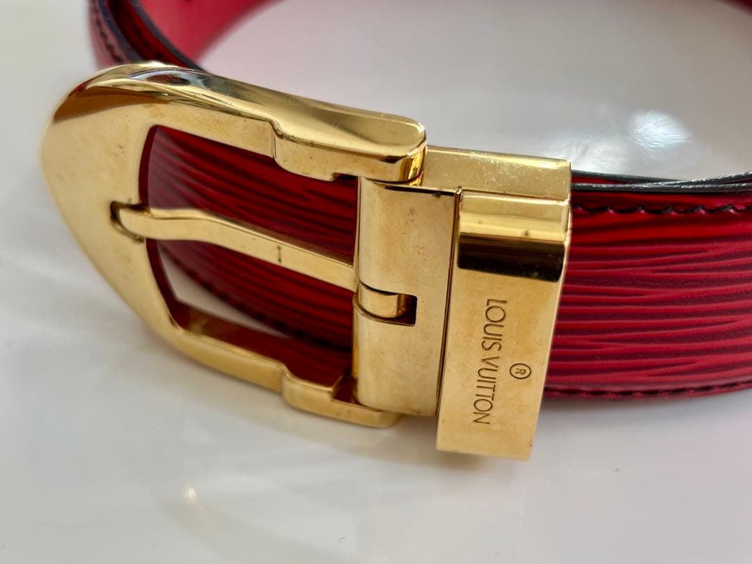 【価格交渉可】ルイヴィトン エピ レザーポシェット サンチュール ティルシット