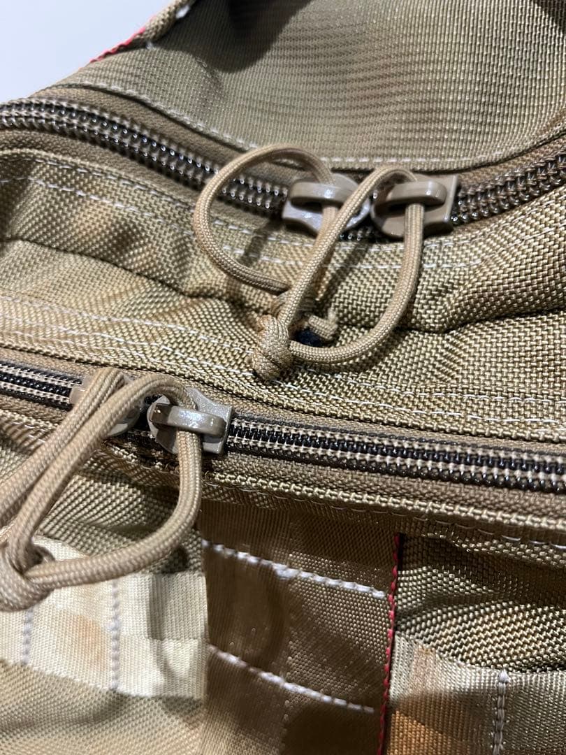 BRIEFING × BEAMS PLUS 別注 3WAY BAG コヨーテ