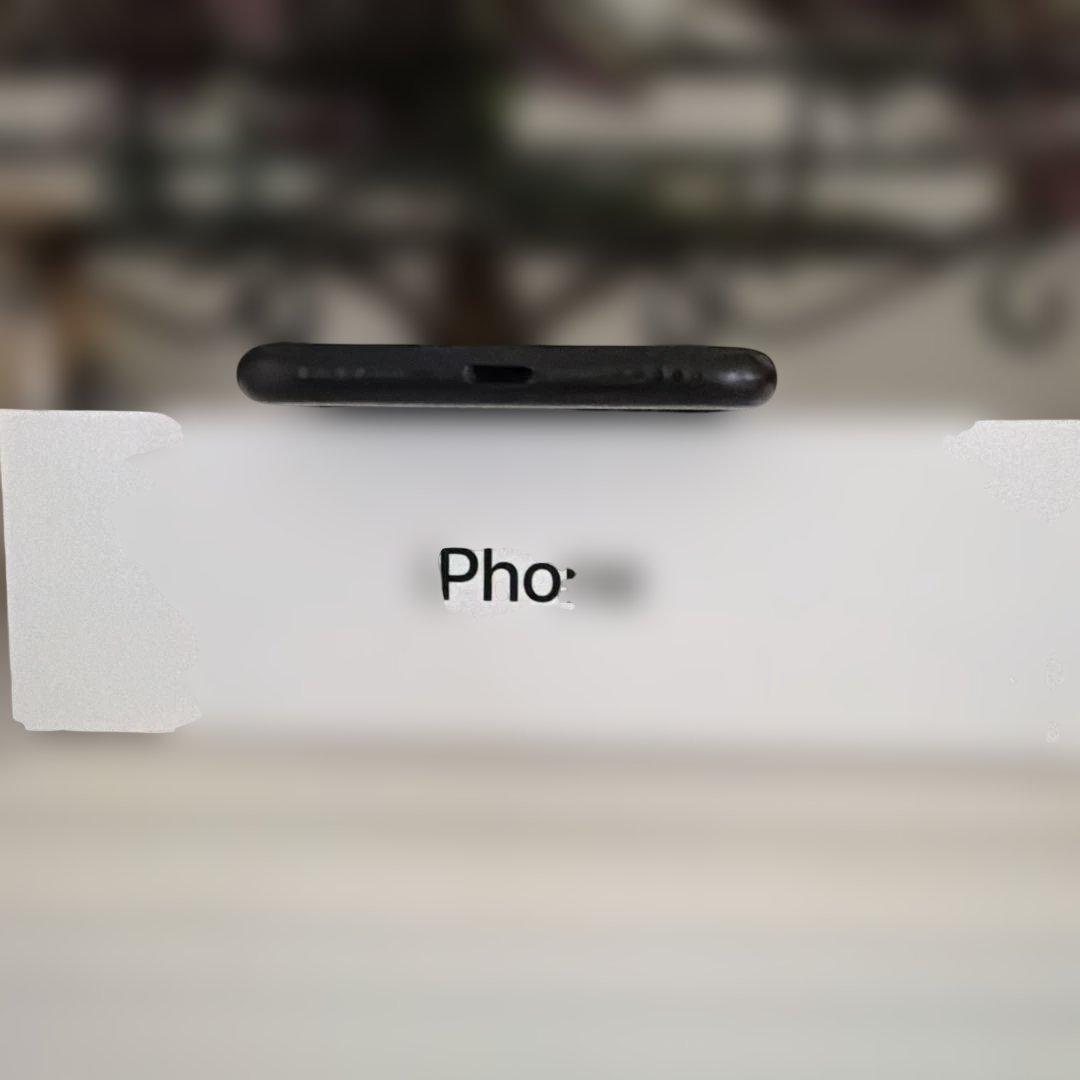 iPhoneSE 第2世代　 ブラック　BLACK 64GB SIMフリー
