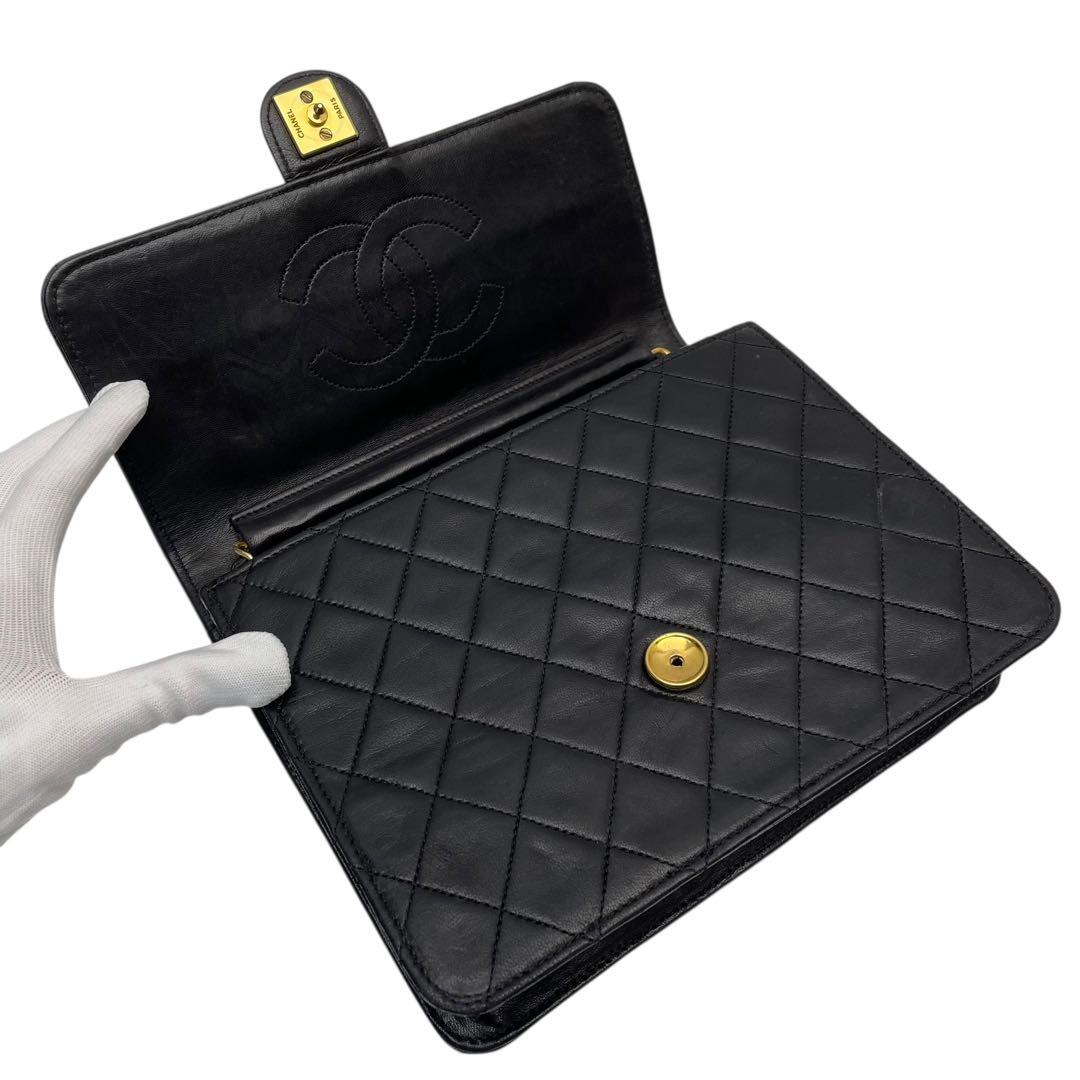 シャネル マトラッセ チェーン ショルダー バッグ ココマーク ラムスキン