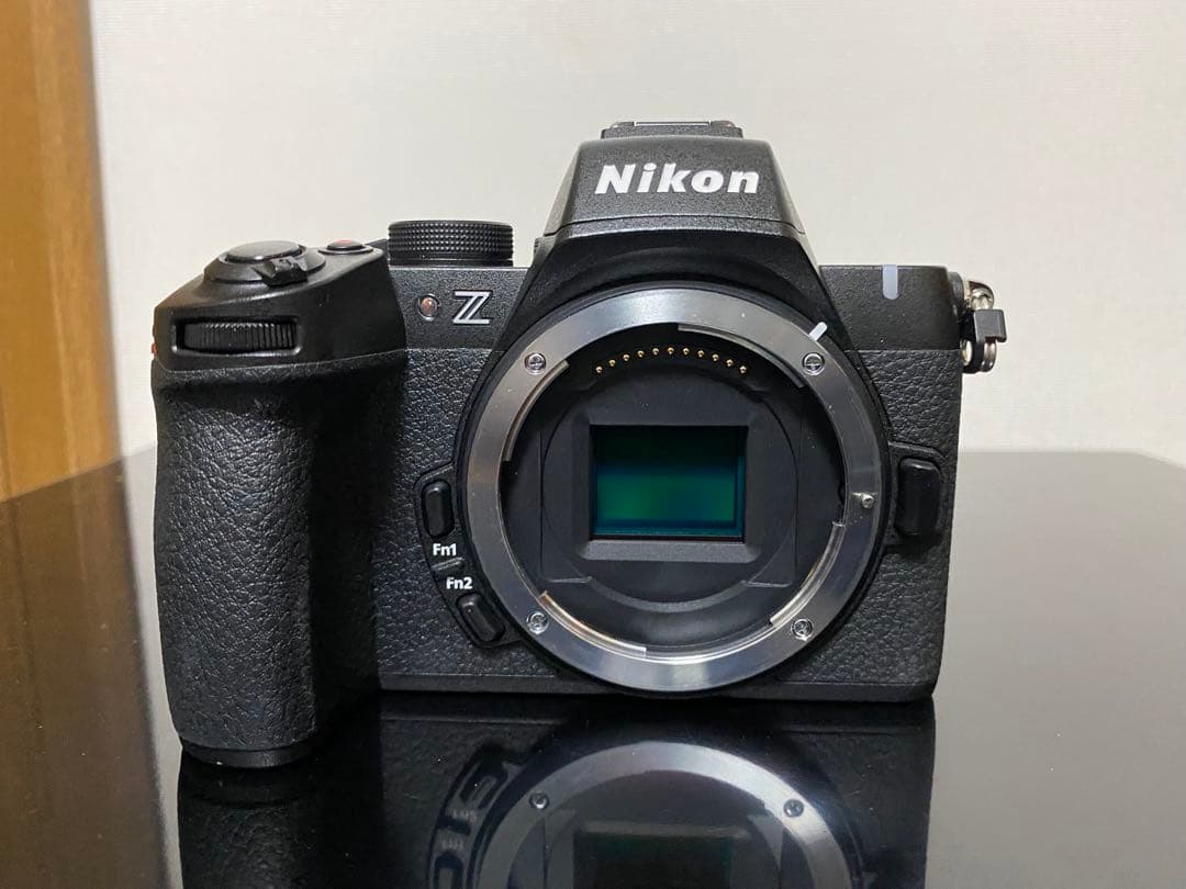 Nikon Z50IIボディ　充電器、カメラケース付き　美品箱付き