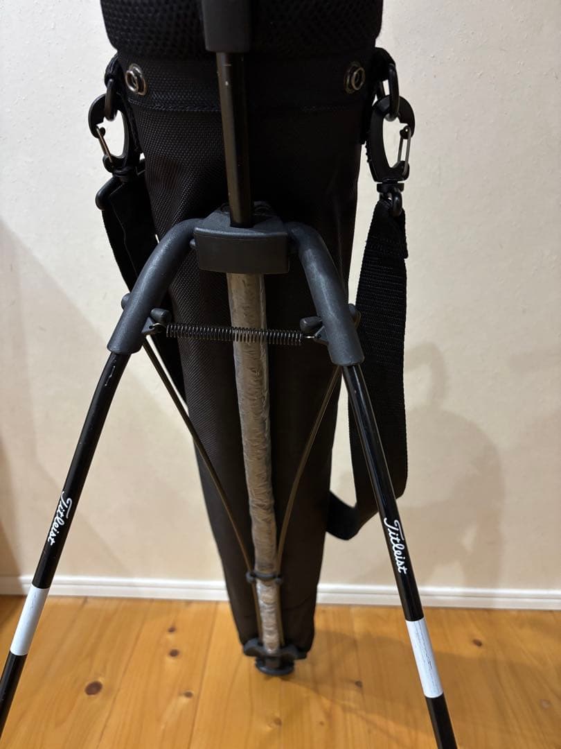 【新品フード】Titleist スタンド式ゴルフバッグ 黒