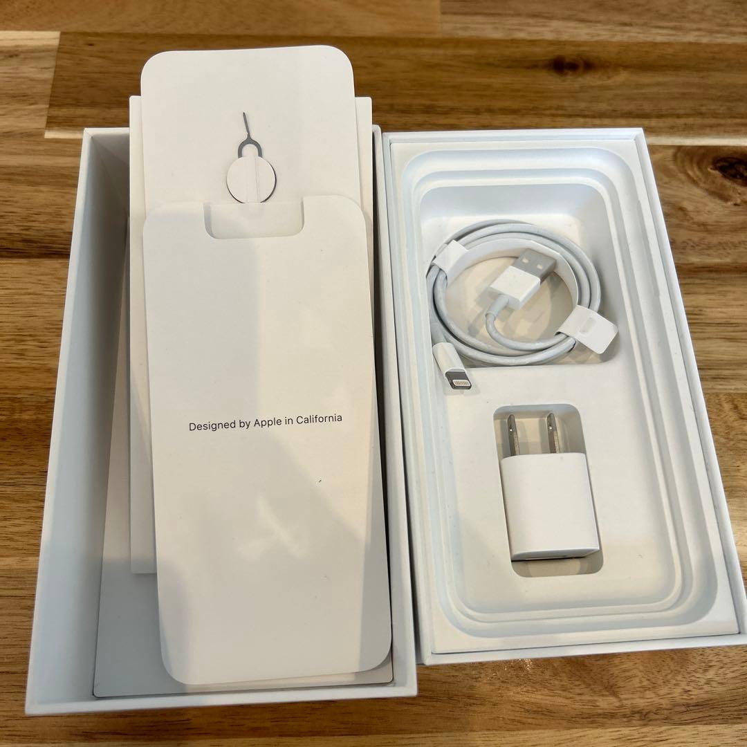 iPhone11 SIMフリー 128GB ホワイト