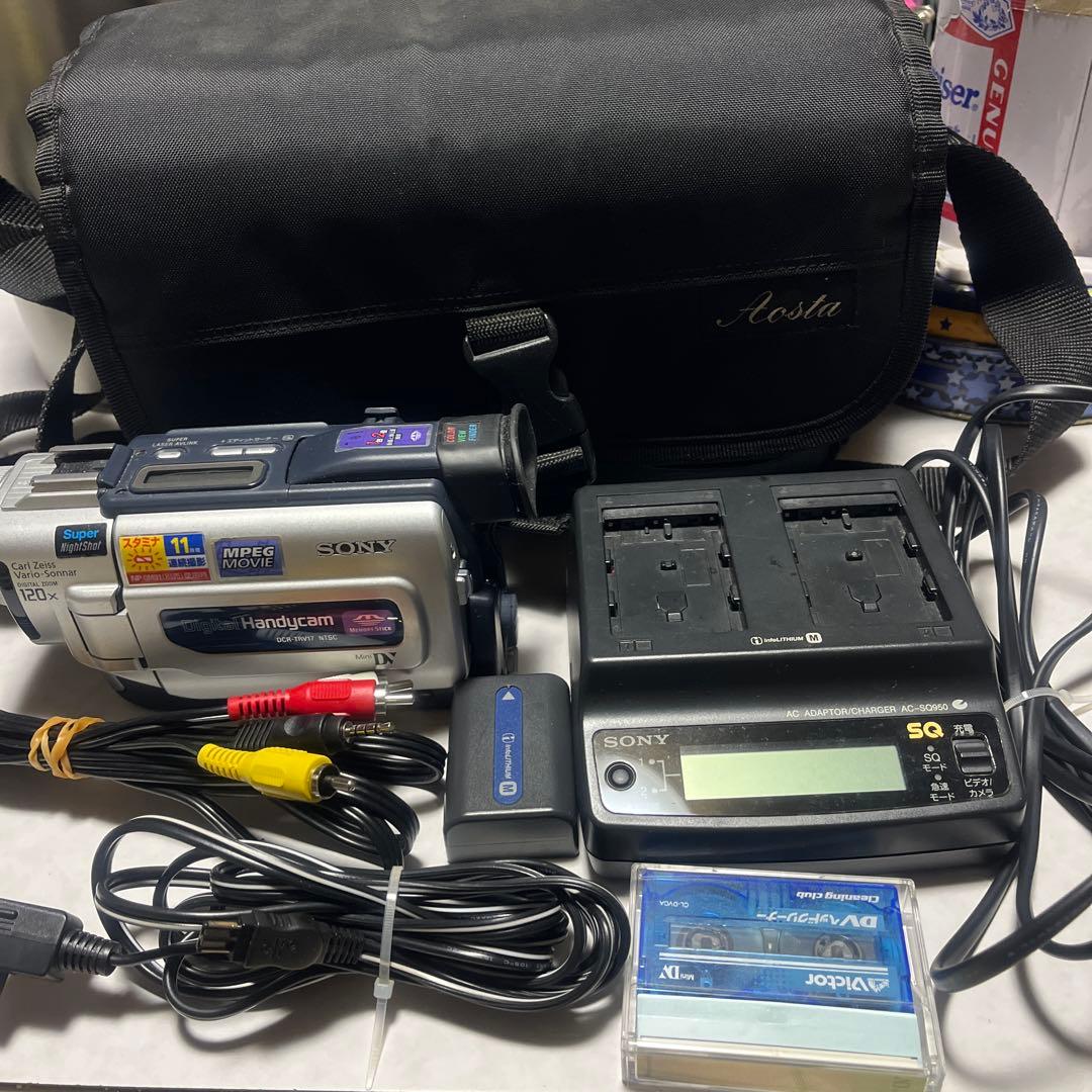 SONY miniDV HANDYCAM DCR-TRV17 ①