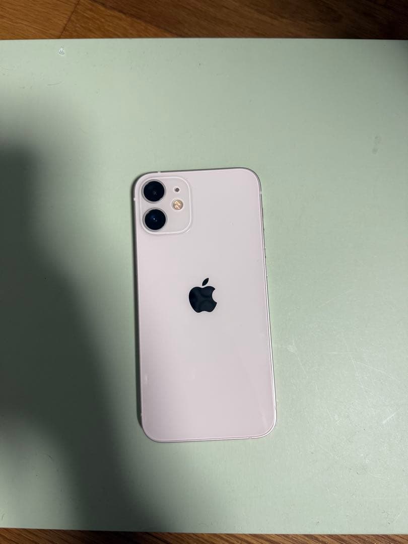 Apple iPhone 12 mini 本体