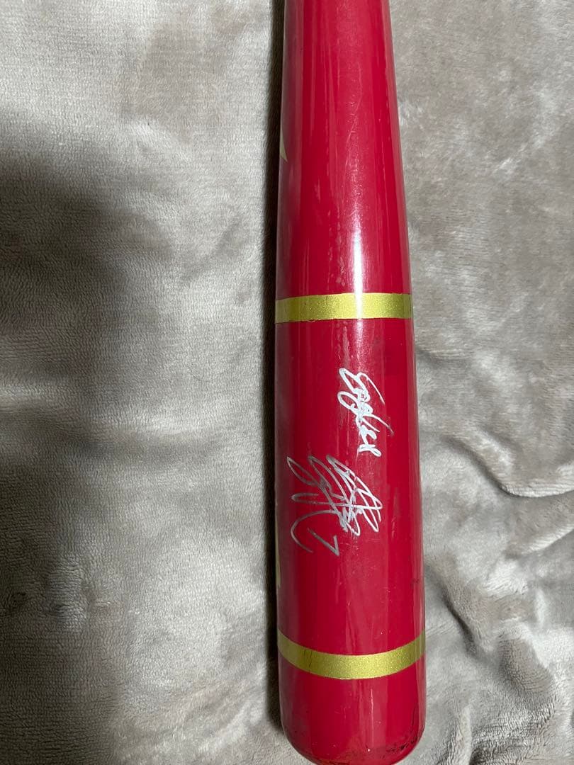 楽天イーグルス　鈴木大地選手直筆サイン入り実使用バット