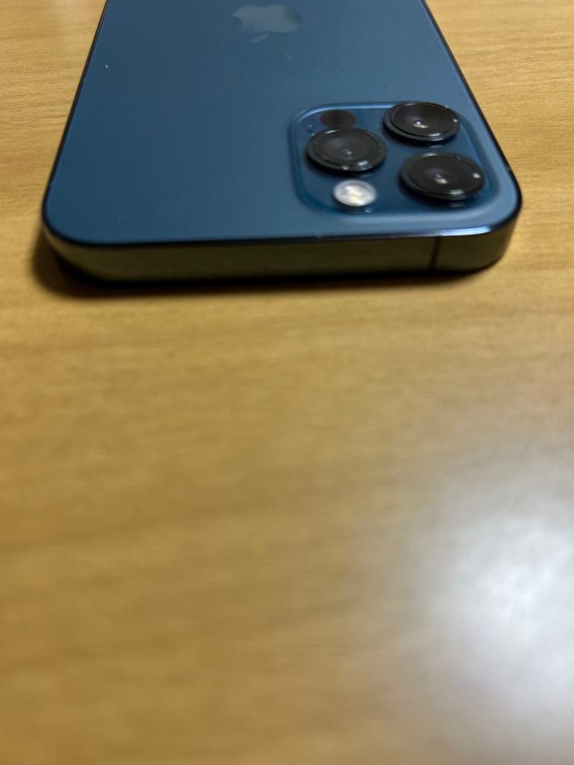 【極美品】iPhone 12 Pro 【SIMフリー】eSIM対応