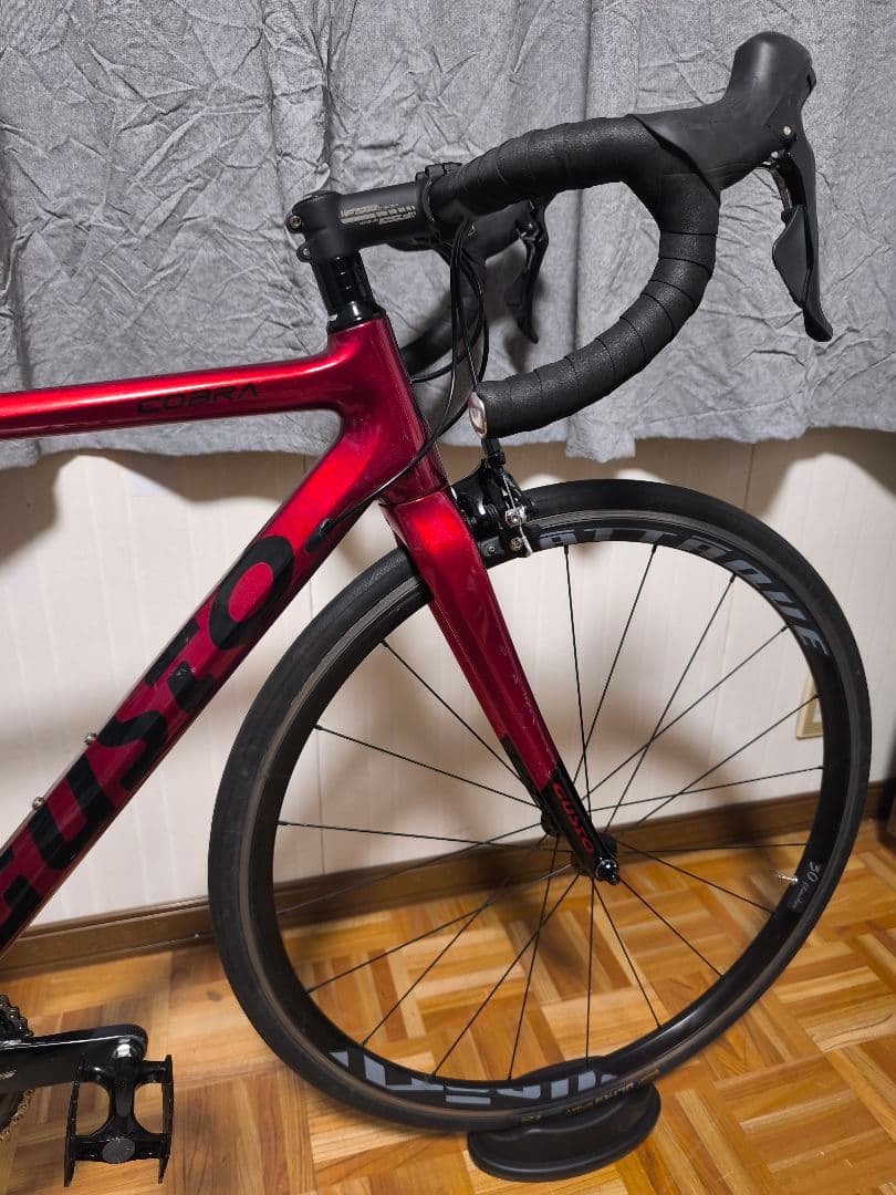 GUSTO COBRA SPORT カーボンロードバイク 105 R7000