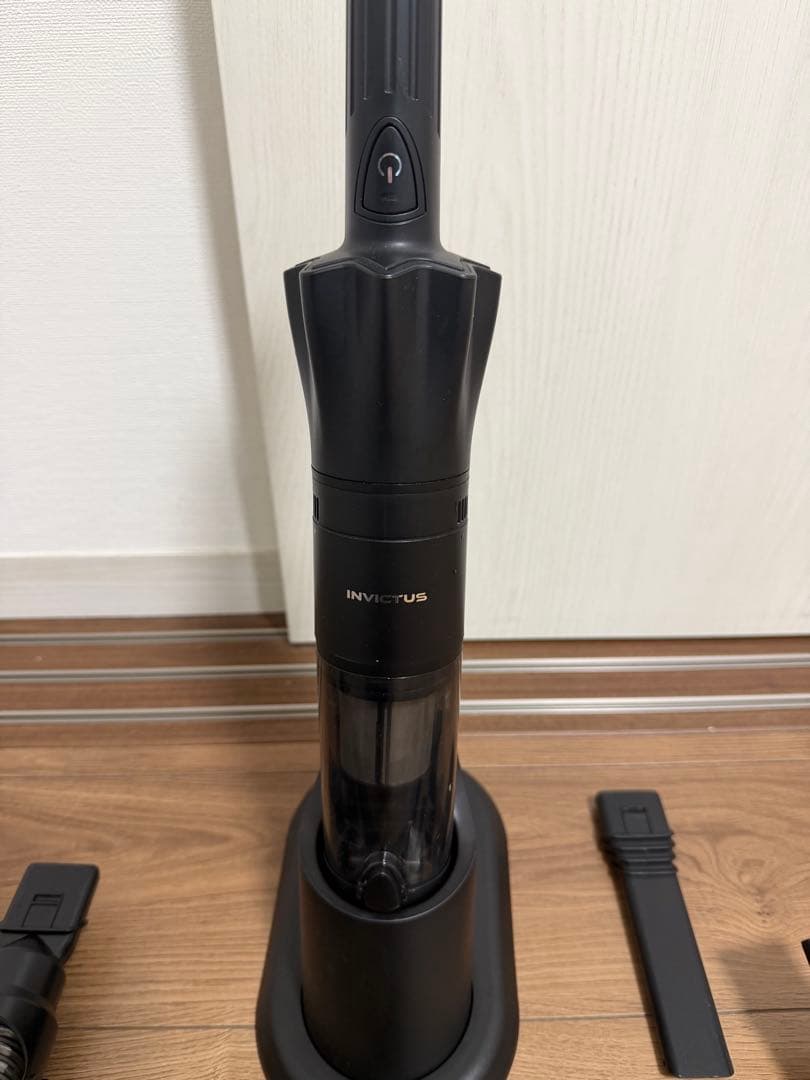 INVICTUSONE インビクタスワン　コードレス掃除機 2024年製