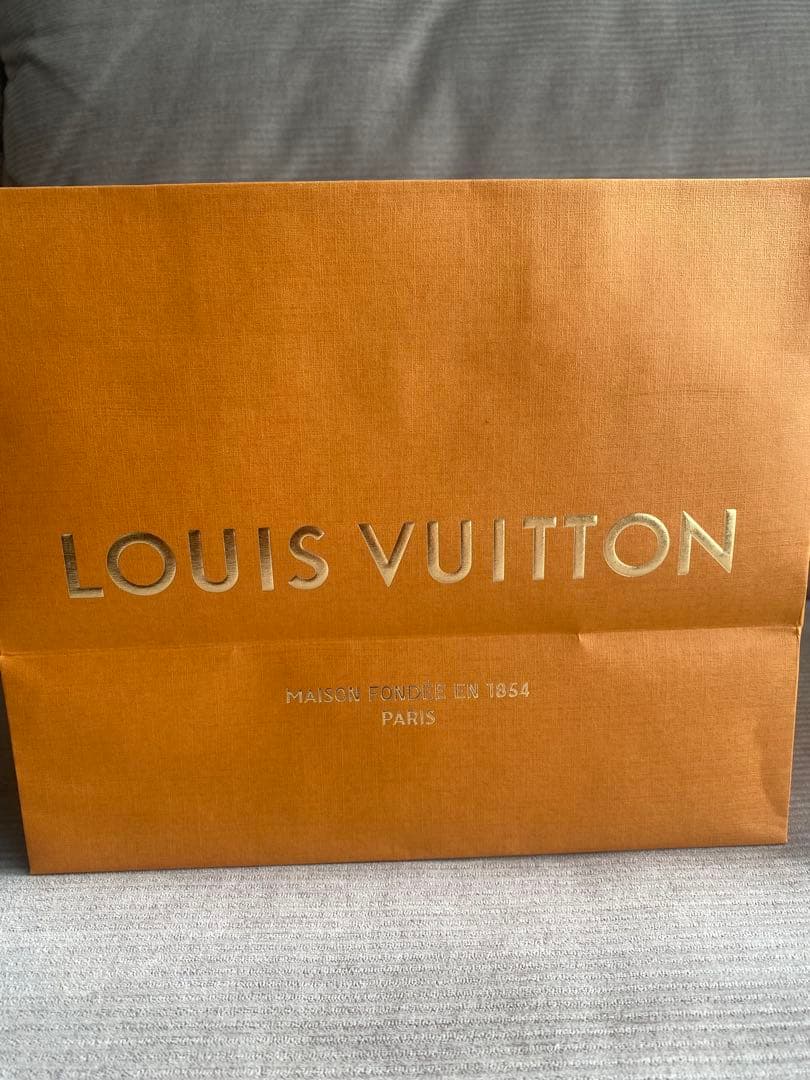 n*i様 ルイ・ヴィトン ウール・ダプサンス 100ml 香水 【付属品完備】