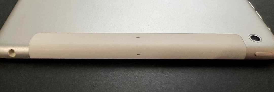 iPad air（初代）128GB　香港版 SIMフリー バッテリー等良好品