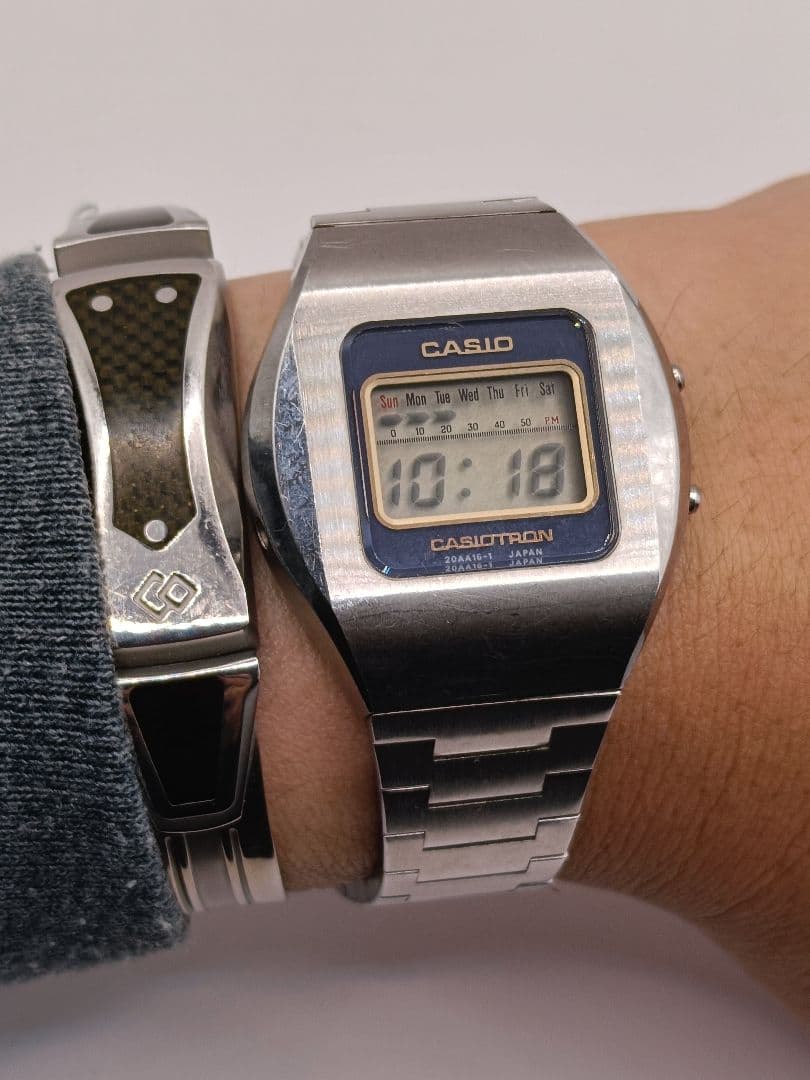 至高の逸品 カシオトロン 31QR-17 スクリューバック 70s当時物 稼働品