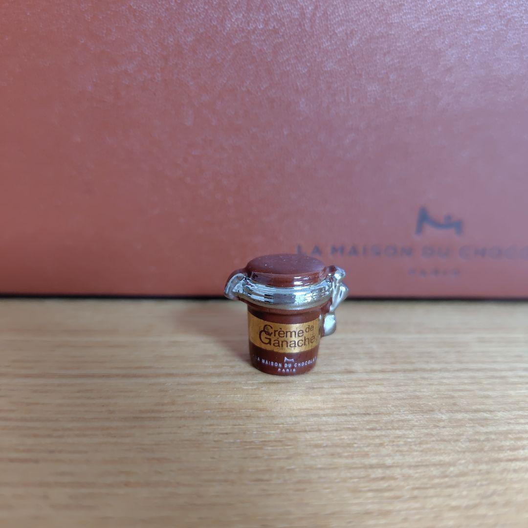 ラ・メゾン・ドゥ・ショコラ　フェーヴ　フェーブ　レア　クリームガナッシュ