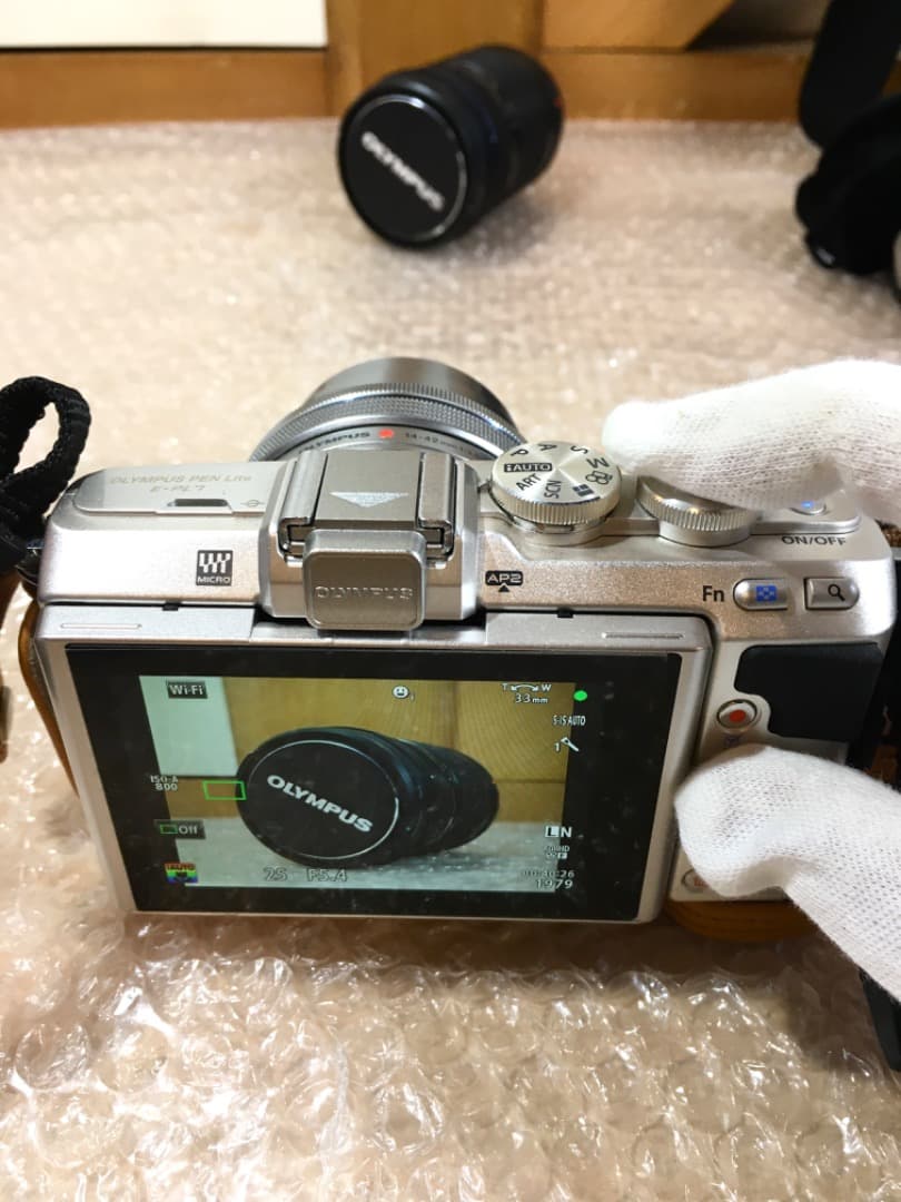 ○【254回完動品】OLYMPUS PEN Lite E-PL7 ミラーレス一眼