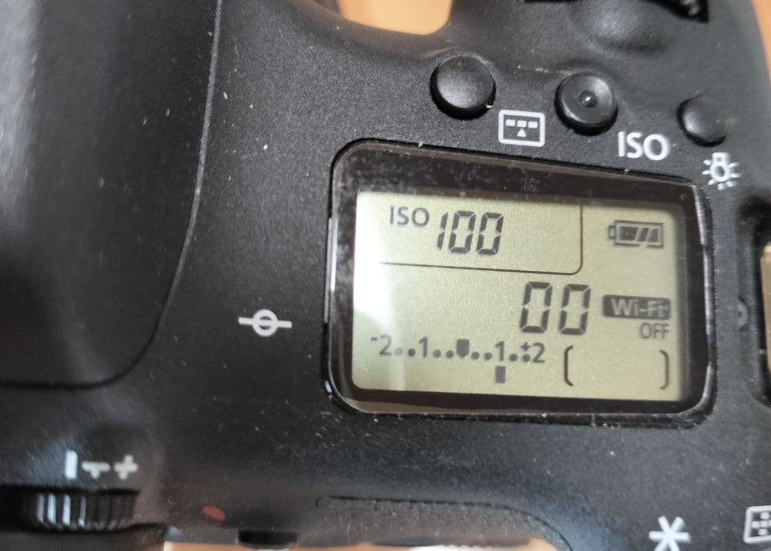 Canon EOS 8000D 　レンズキット　フード　EW-73B　PRO1