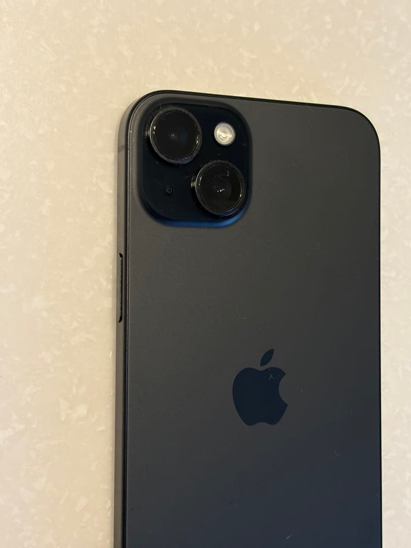 iPhone15 Plus 256GB 傷、割れ等無し　アメリカ購入　カメラ無音