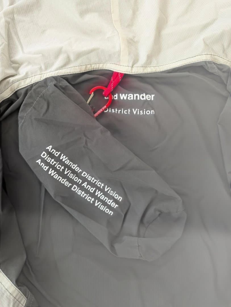 DistrictVision × andwander PERTEX jacket