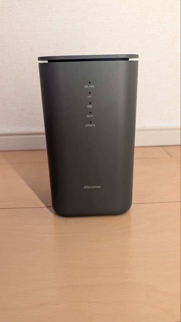 NTTドコモ 5G HR02 ダークグレー ホームルーター