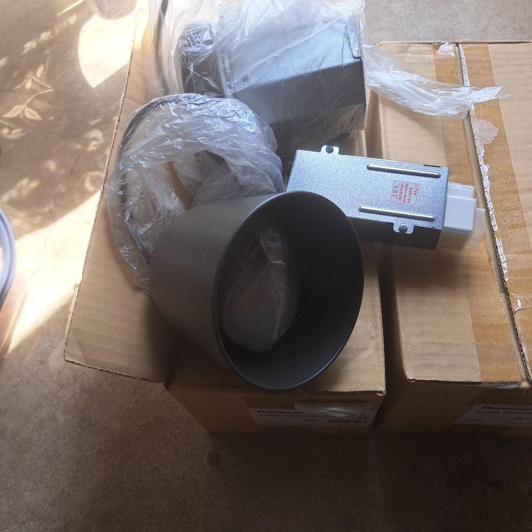 ペンダント照明　パナソニック　LGB10725K　新品２台セット!