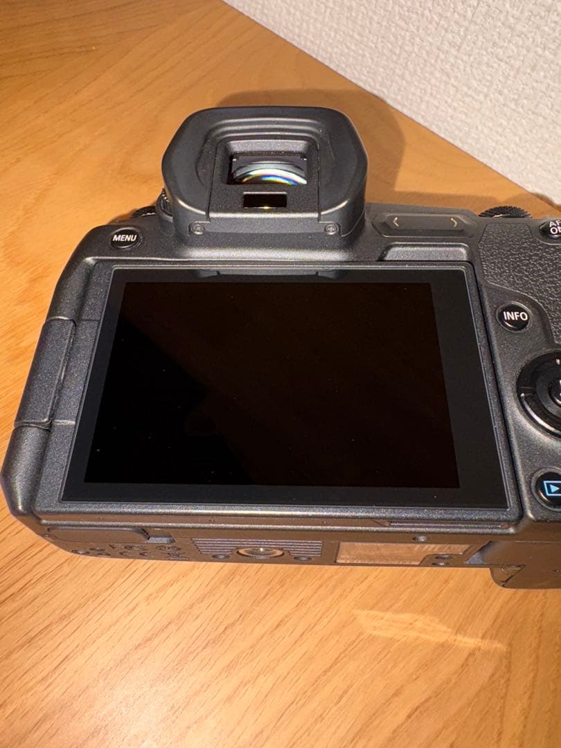 Canon EOS R ミラーレス一眼カメラ