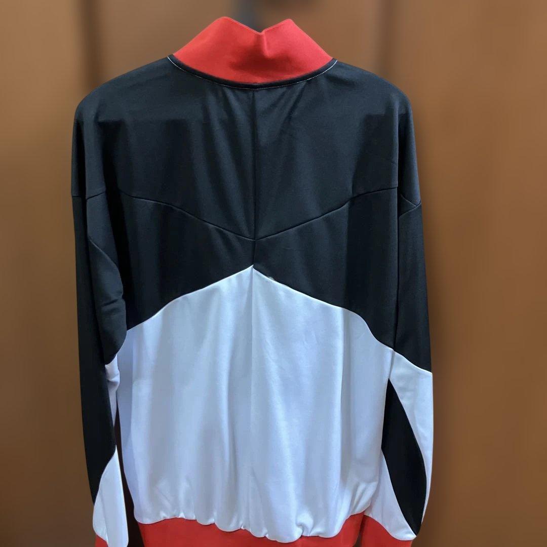 ナイキ　リヴァプール　アンセムジャケット