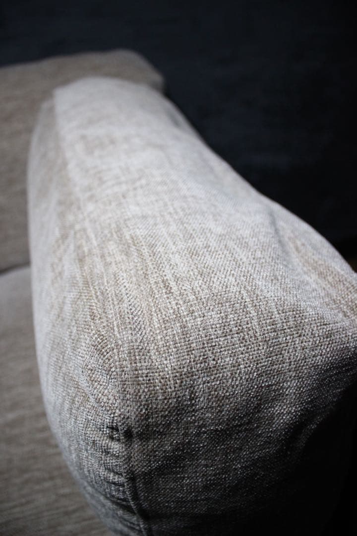 首都圏送無料〜ケユカフェザークッション 収納空間付き 20万 天然木 ソファ