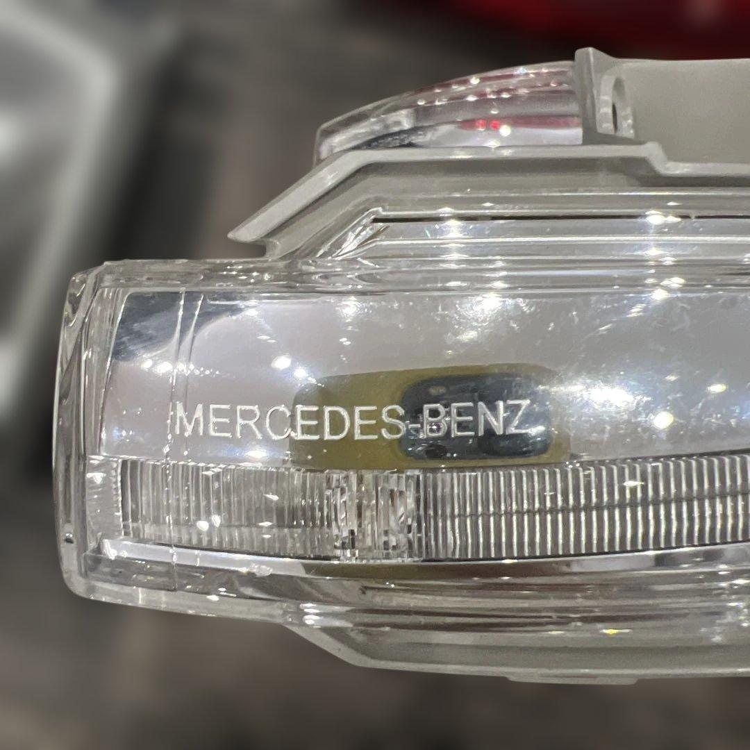 早い者勝ち‼️946 Mercedes-Benz ランプセット