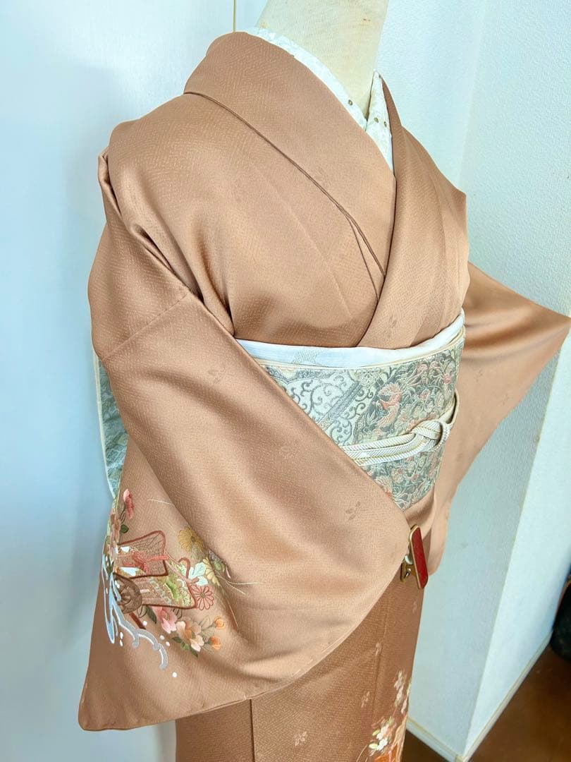 未使用　しつけ糸付き　豪華　総刺繍　正絹訪問着　フルセット4点　入学式　卒業式