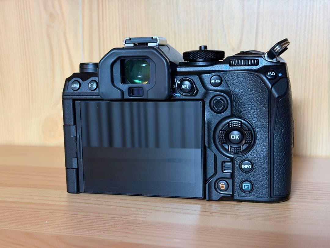 OM SYSTEM OM-1 Mark II ボディ