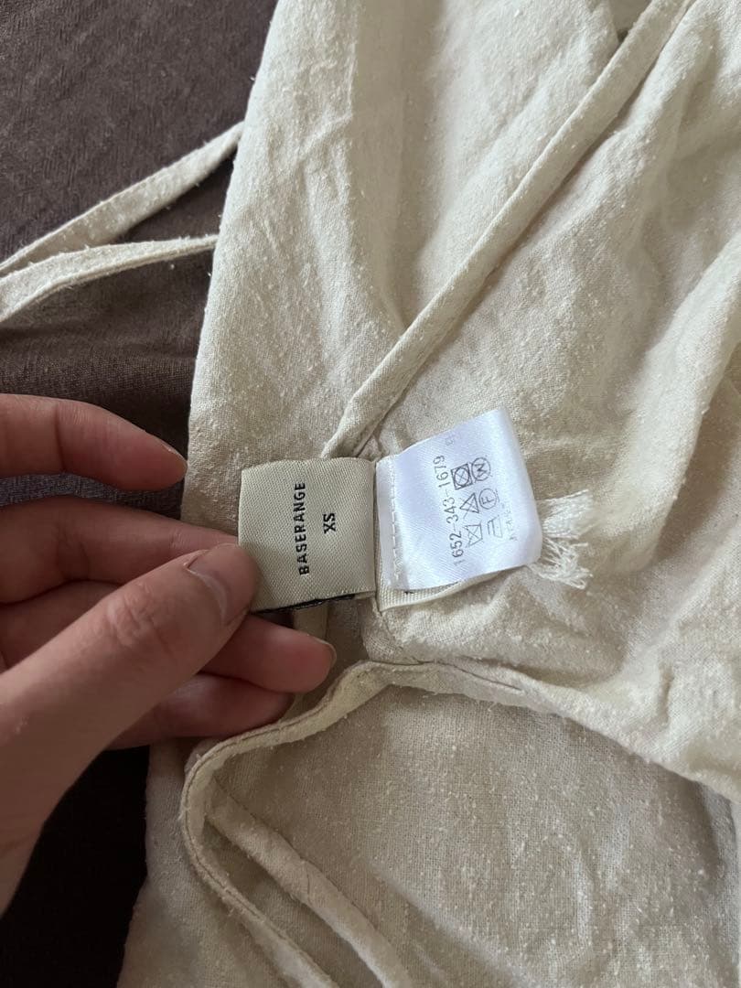 Baserange シルク キャミソール