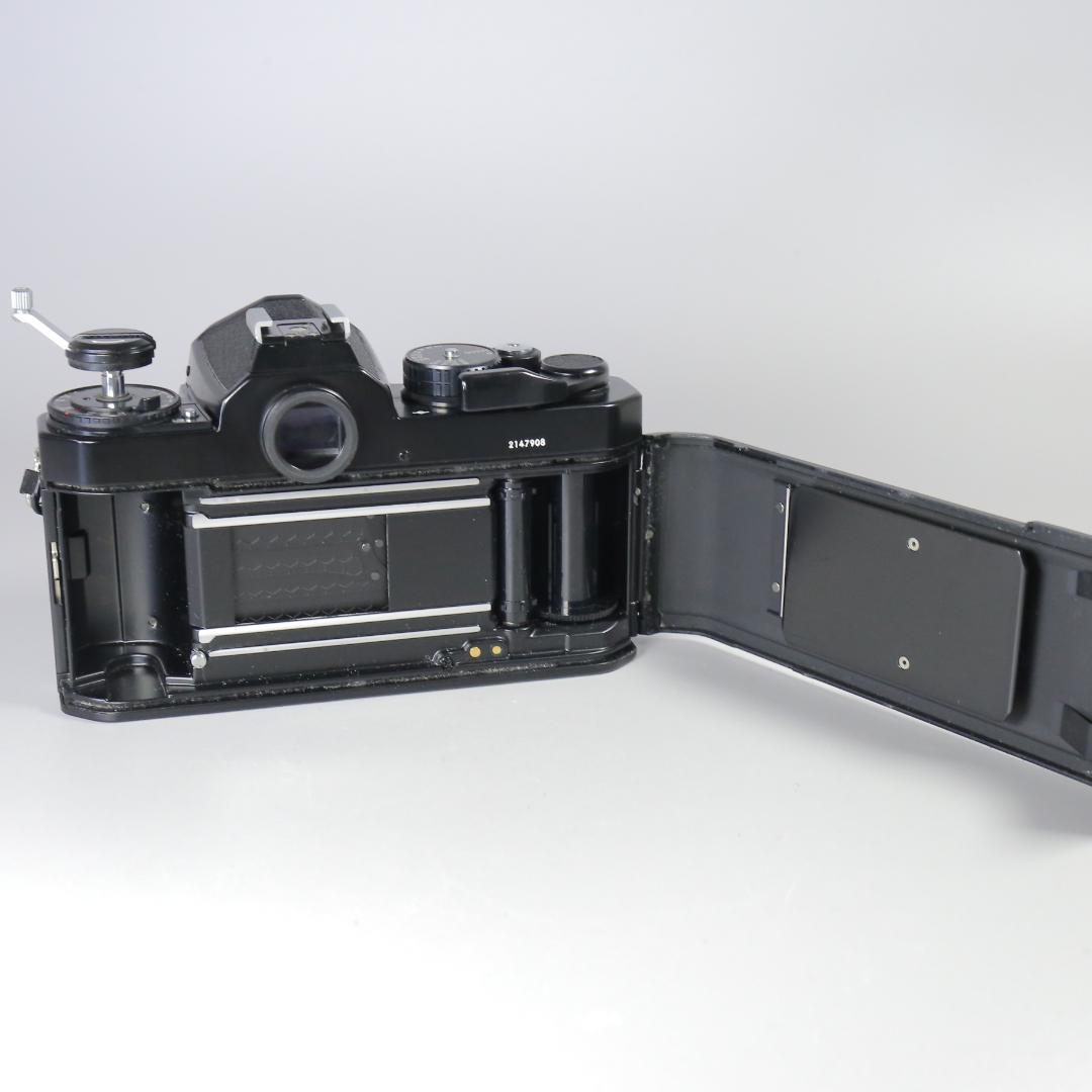 ☆完全動作☆極美品　Nikon FE2 ブラック　ケースおまけ＃271