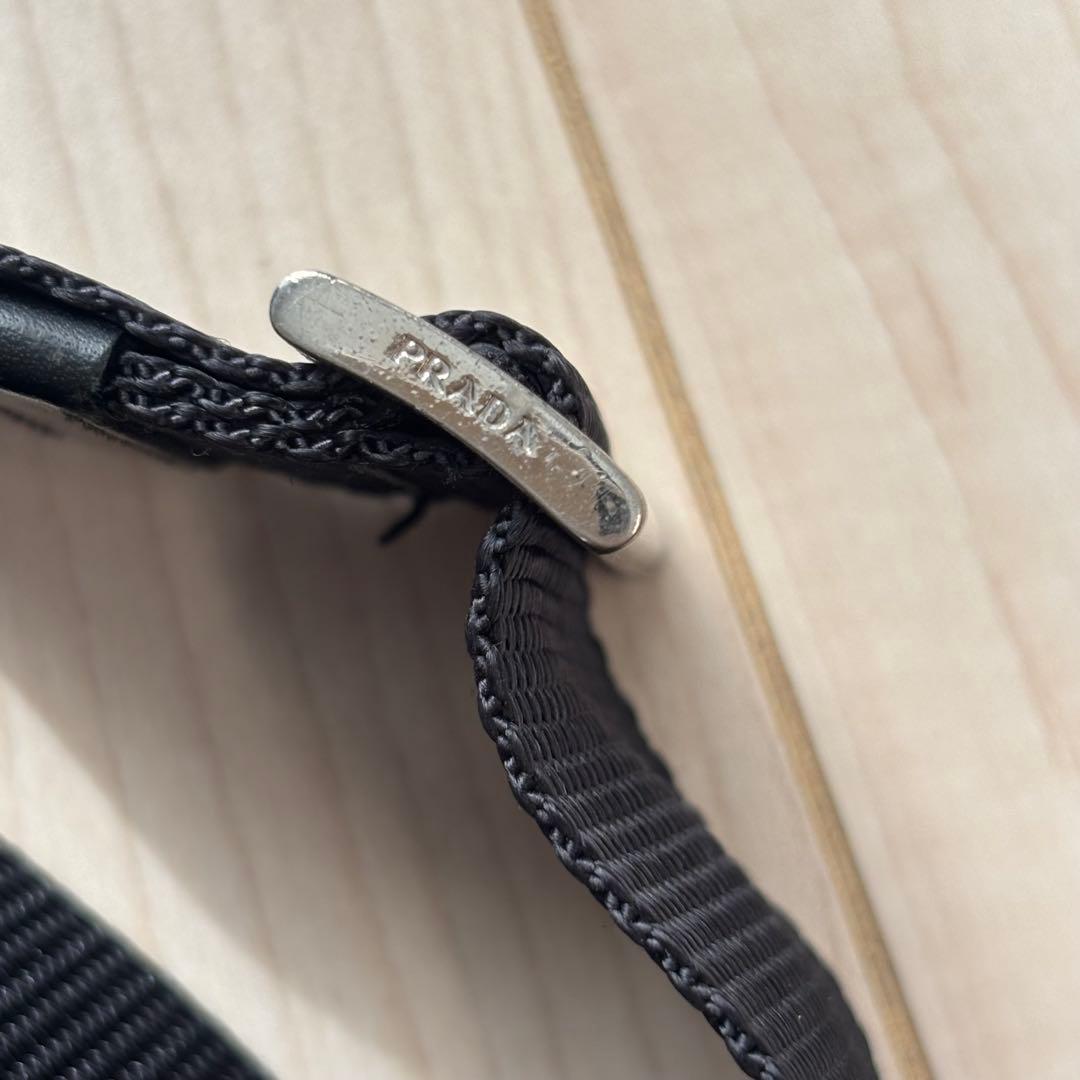 PRADA プラダ ナイロン ロゴプレート 三角プレート ショルダーバッグ