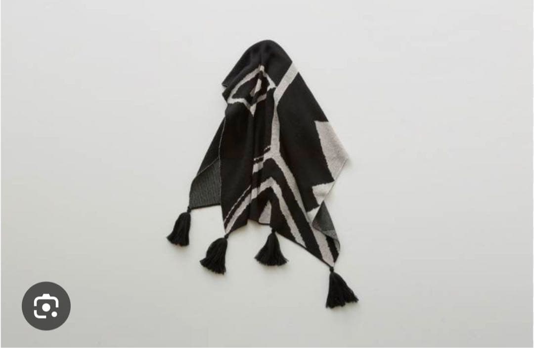 新品　幾何学模様　タッセル付き　スカーフ　エルフィンフォルク　マフラー　ストール