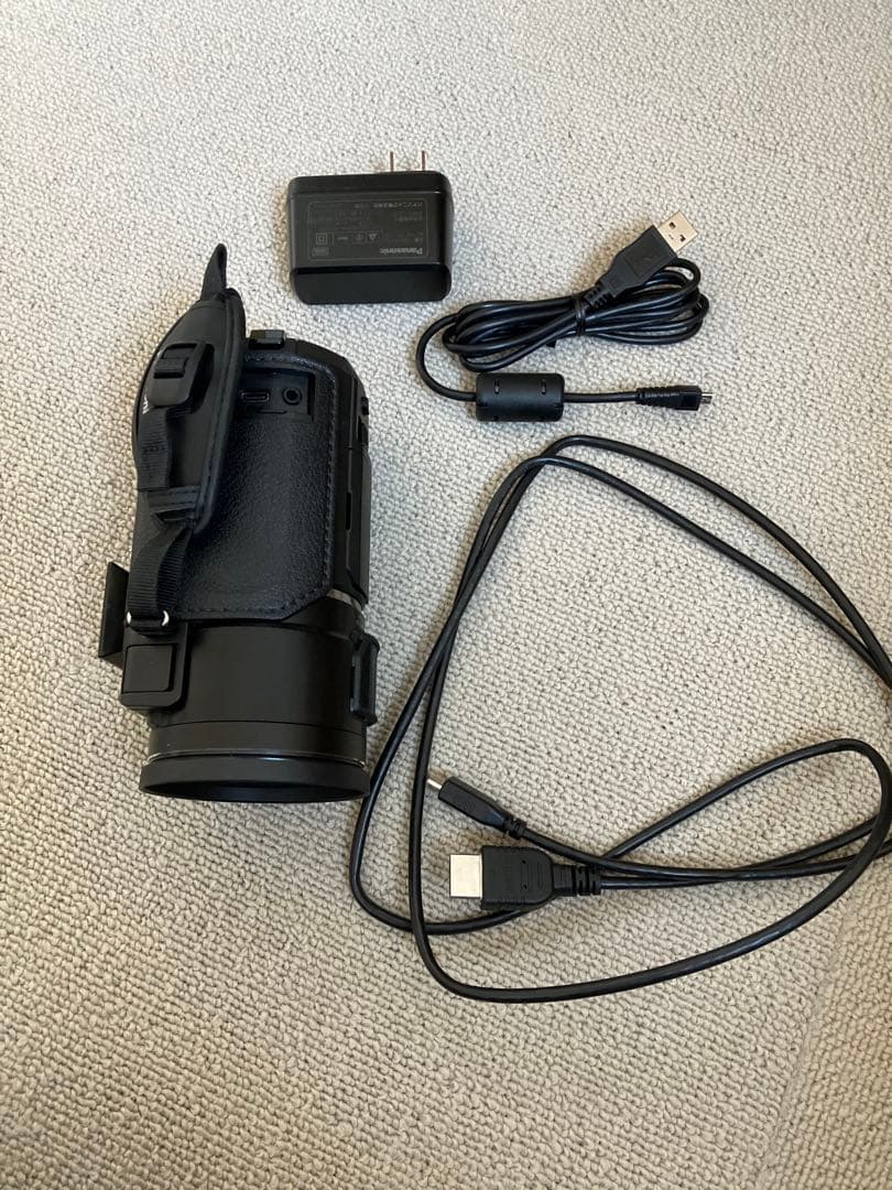 Panasonic HC-V900 ビデオカメラ本体　値引き不可