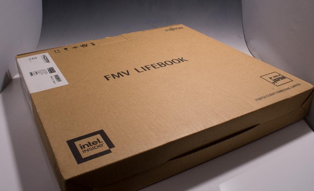 富士通 FMV LIFEBOOK UH95/F1 超軽量【中古】