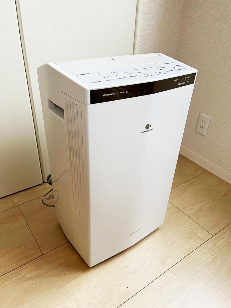 【美品】Panasonic衣類乾燥除湿機 F-YHVX200-W 2023年製