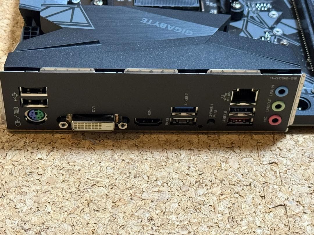 【ほぼ未使用】GIGABYTE B550 GAMING X V2 マザーボード