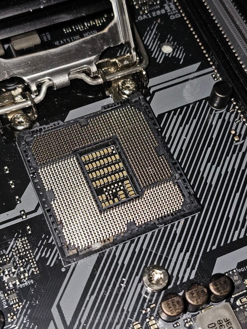 CPU i9 10900K TUF GAMING H470 LGA1200