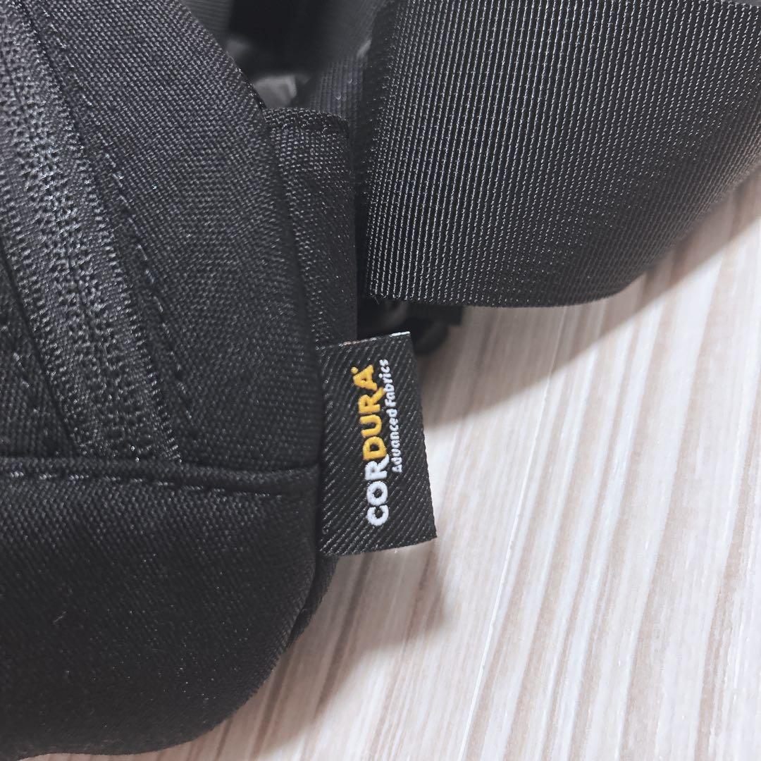 Hugoo ハグー ヒップシート 抱っこ紐 スリング ショルダーバッグ　大容量