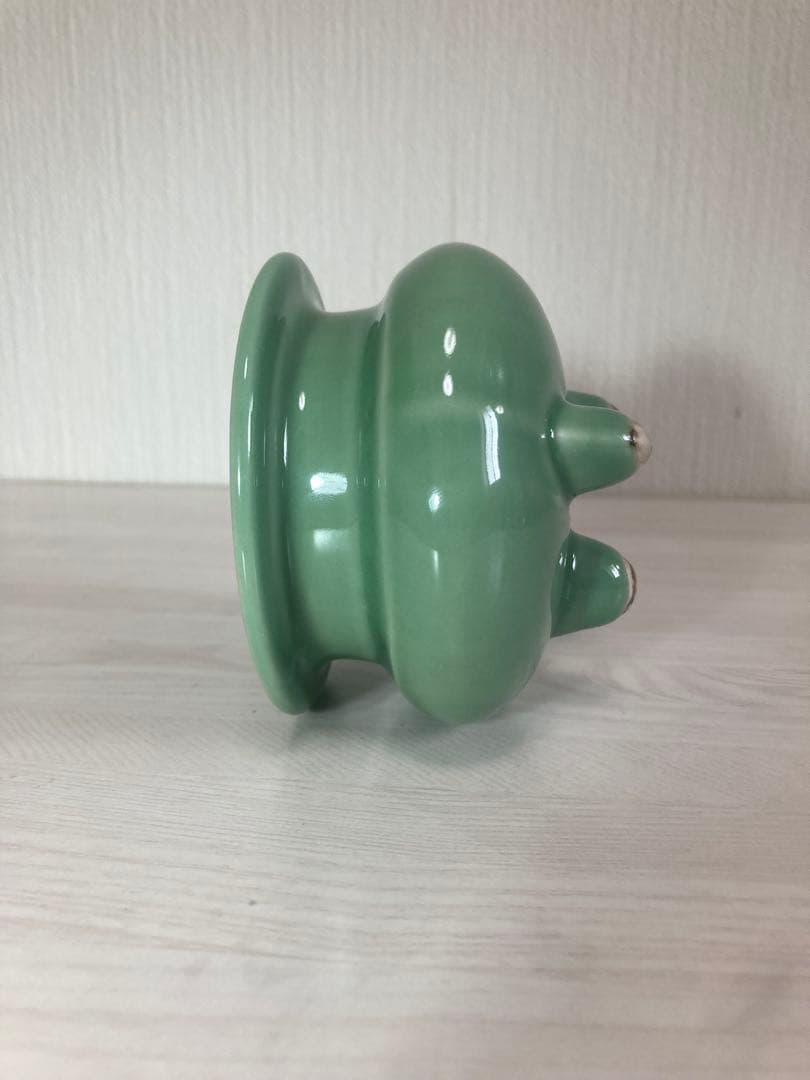 諏訪蘇山 青瓷 袴腰 香炉 純銀蓋透彫 三足 香爐 箱なし　青磁